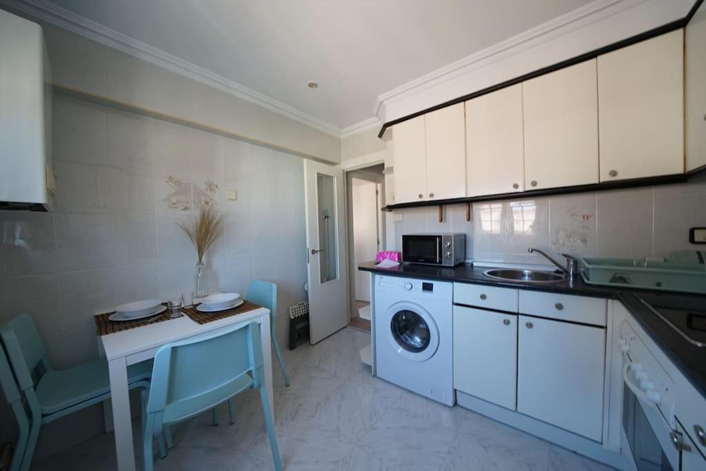 Bonito Y Acogedor Apartamento En ซานตานเดร์ ภายนอก รูปภาพ
