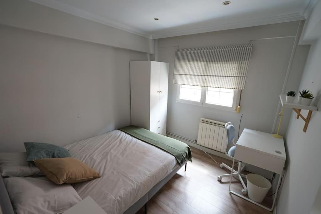 Bonito Y Acogedor Apartamento En ซานตานเดร์ ภายนอก รูปภาพ
